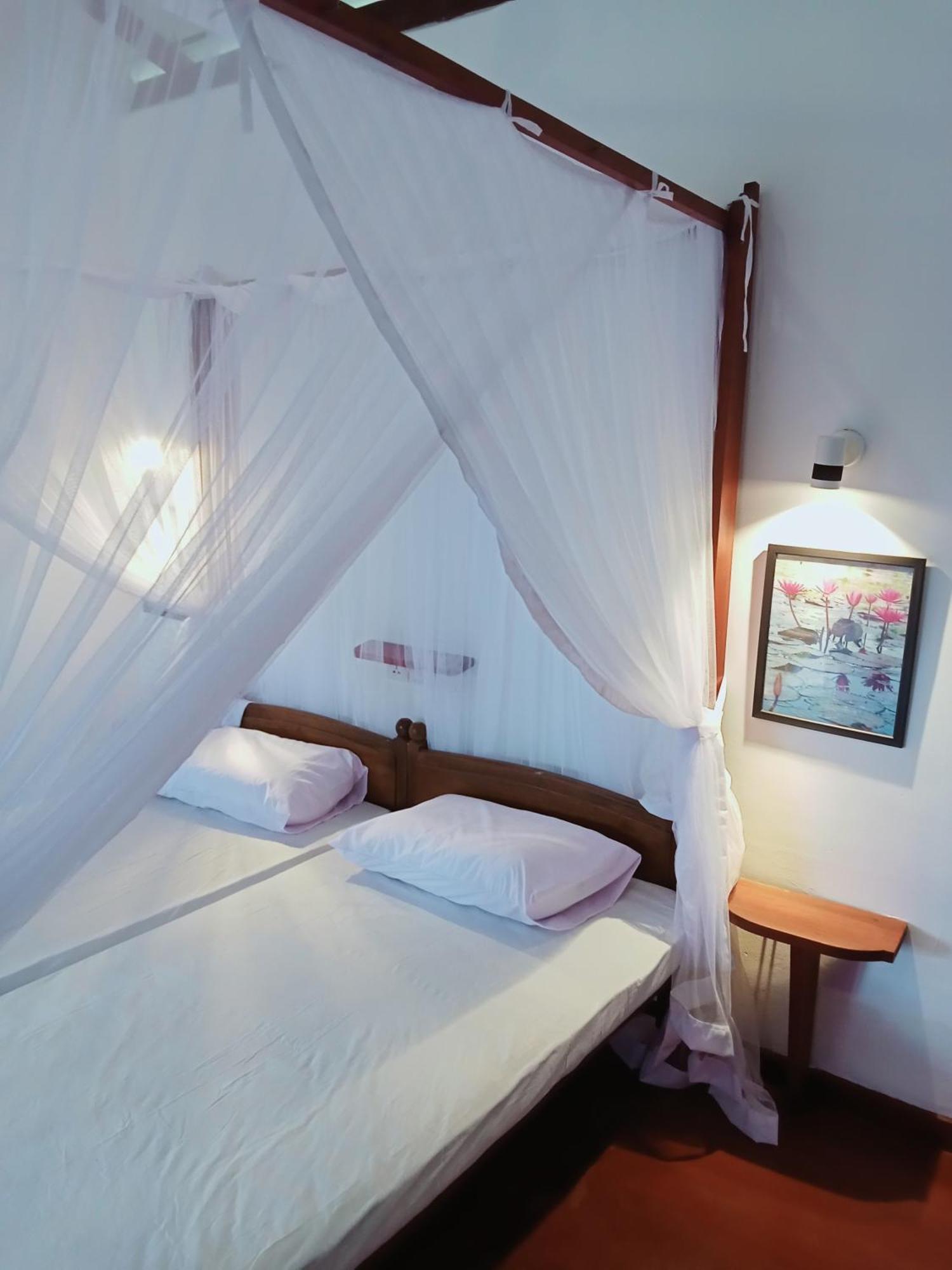 Sihara Rooms & Hostel Матара Экстерьер фото