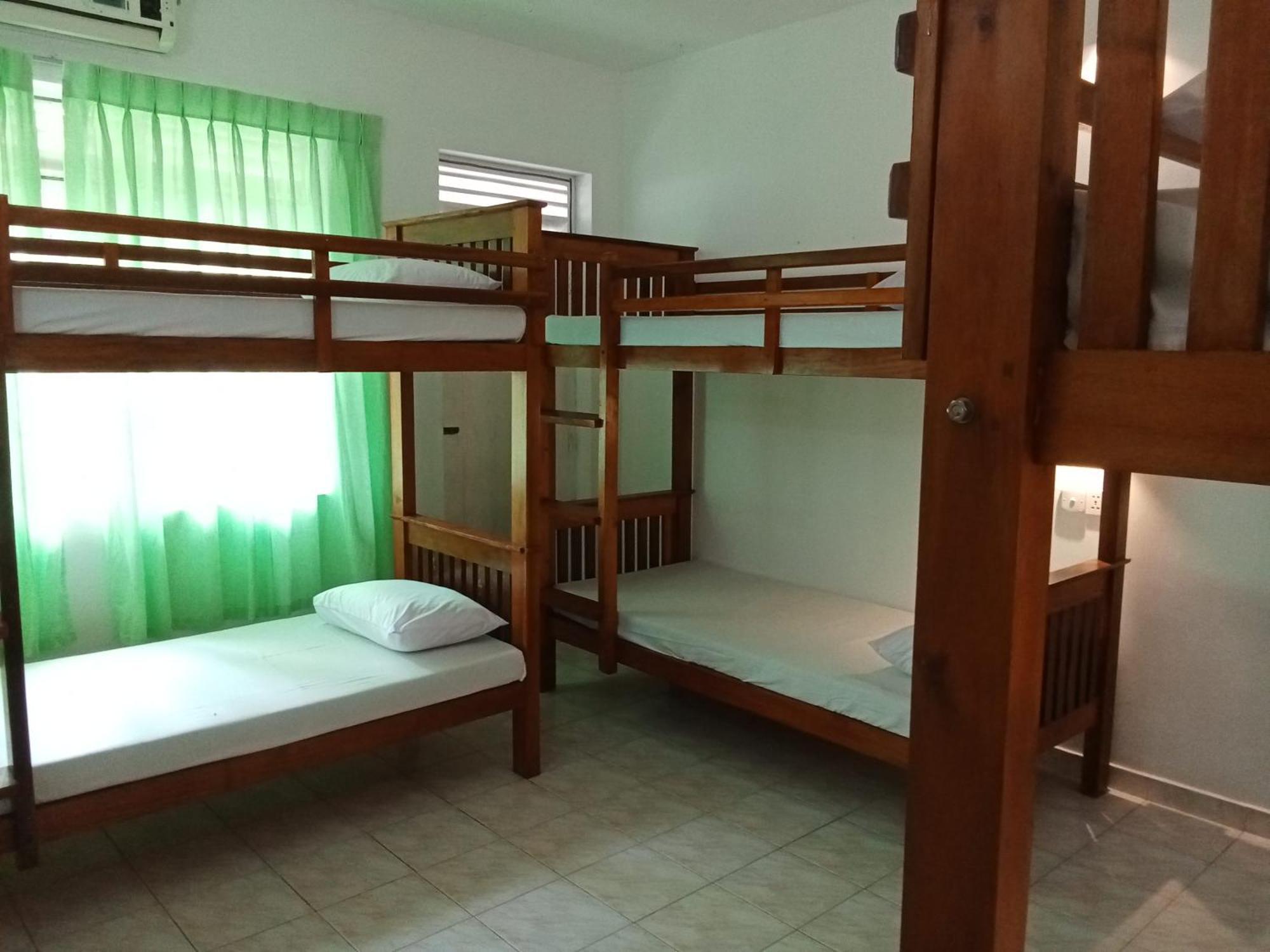 Sihara Rooms & Hostel Матара Экстерьер фото